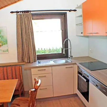 Oefingen 06 Hébergement de vacances *