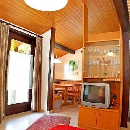 Oefingen 06 Hébergement de vacances *